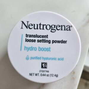 Neutrogena Hydro Boost Loose Setting Powder